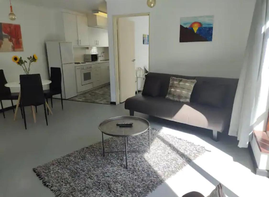 Claremont Apartamento